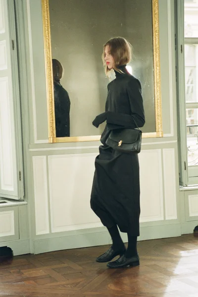 Look 27